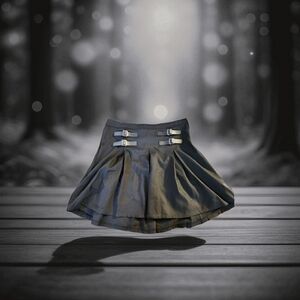 Hot Topic Buckle Short Skirt M